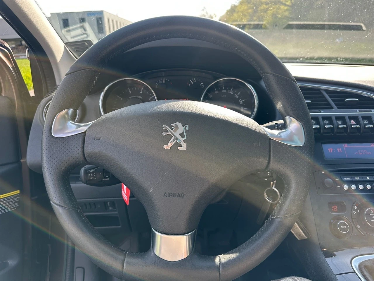 Peugeot 3008 1.6 turbo, снимка 7 - Автомобили и джипове - 55607095