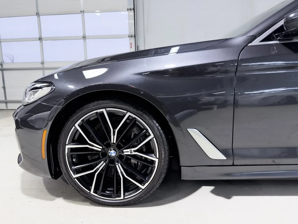 BMW 540 i xDrive Sedan* Sophisto Grey Metallic* АВТОКРЕДИТ, снимка 4 - Автомобили и джипове - 55724938