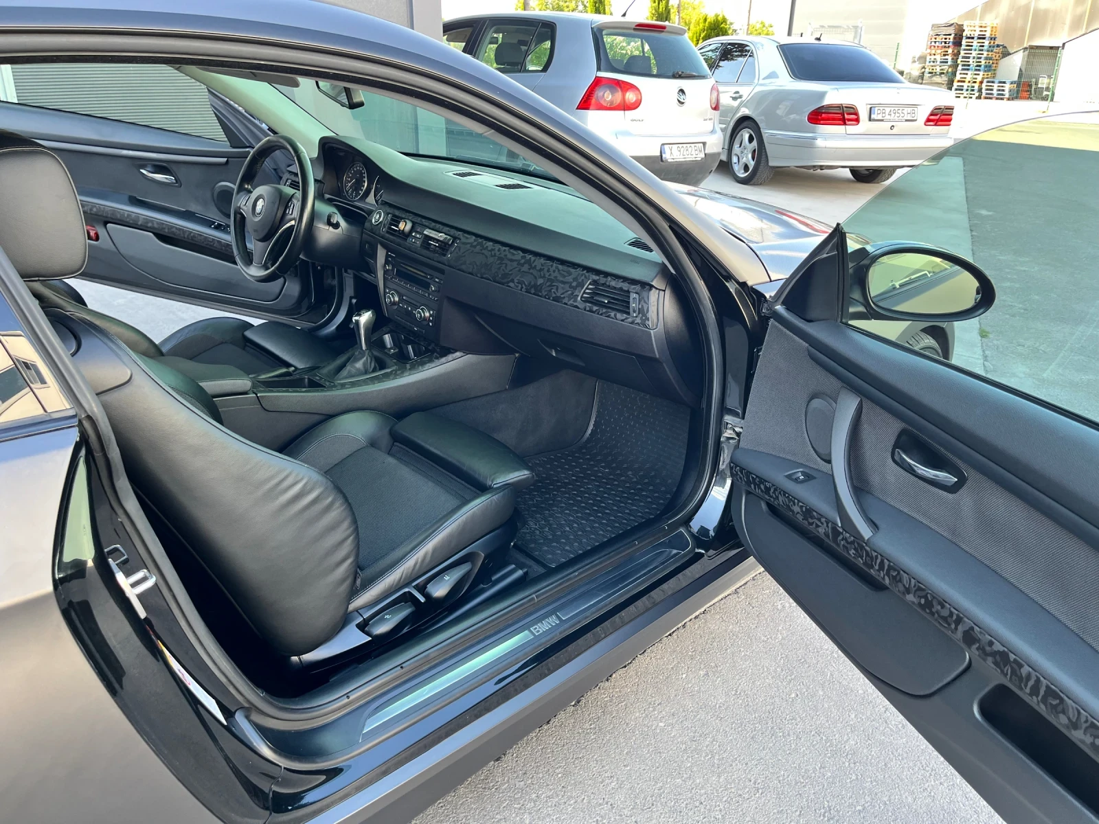 BMW 320, снимка 16 - Автомобили и джипове - 55827237