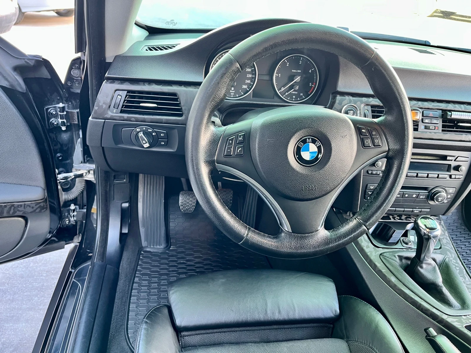 BMW 320, снимка 10 - Автомобили и джипове - 55827237