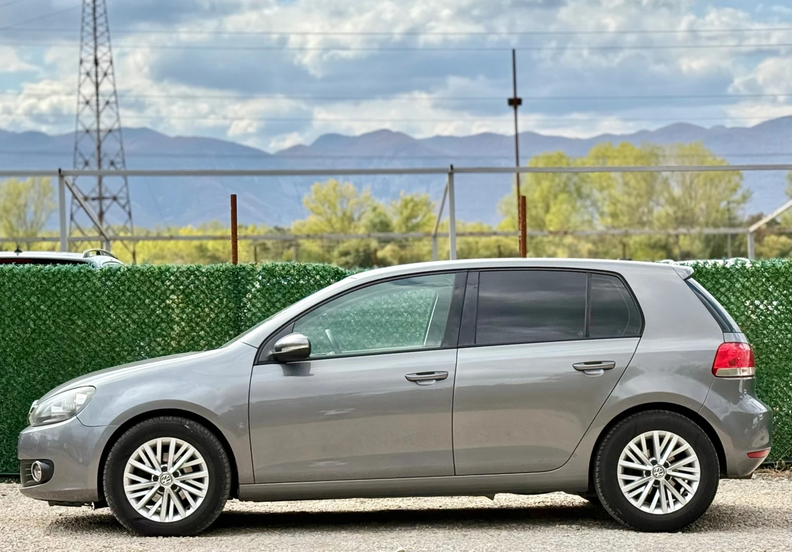 VW Golf 1.6TDi//DSG, снимка 4 - Автомобили и джипове - 56272964