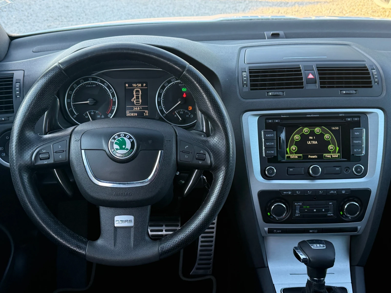 Skoda Octavia VRS, снимка 10 - Автомобили и джипове - 56325025