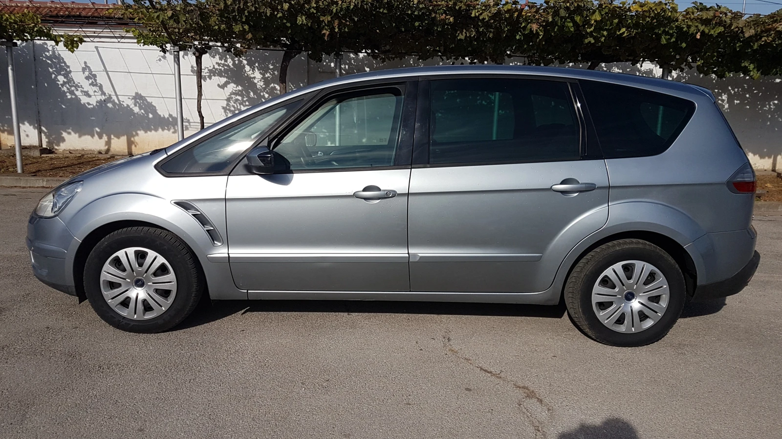Ford S-Max 2.0tdci, снимка 4 - Автомобили и джипове - 56395924