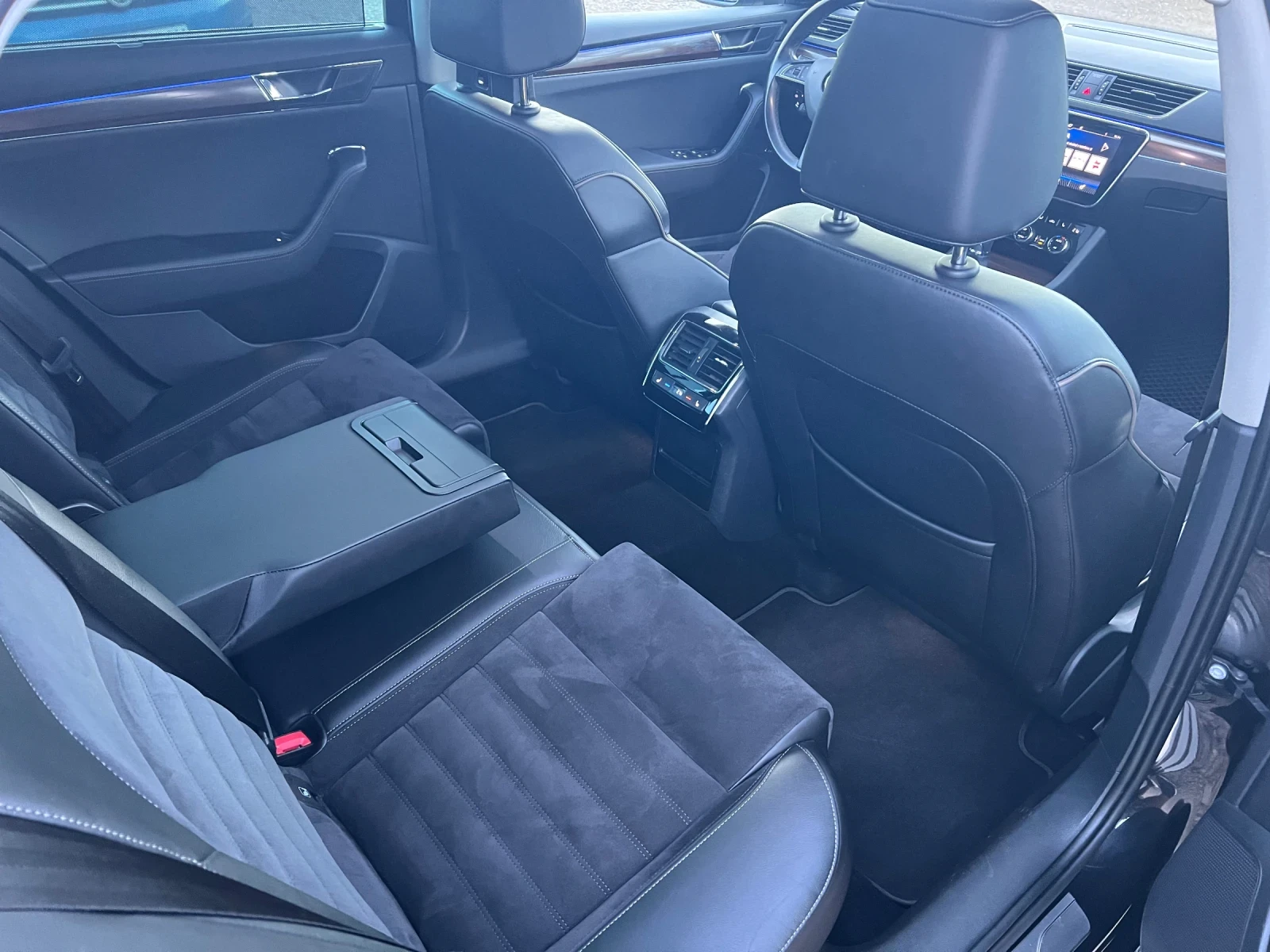 Skoda Superb SCOUT 4X4  7DSG MATRIX | Mobile.bg � ����������� 17