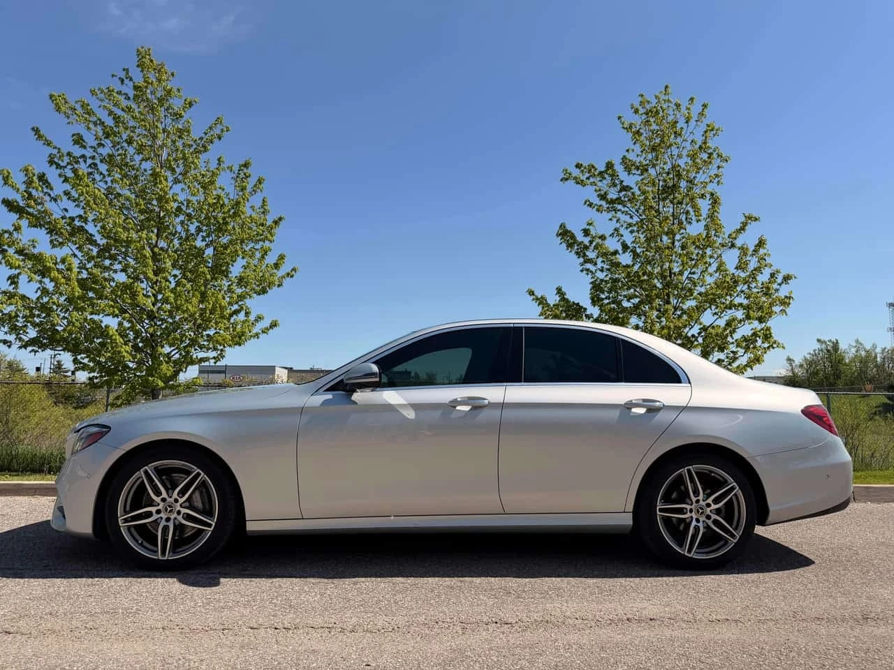 Mercedes-Benz E 300 4MATIC * �������� * CARFAX *  | Mobile.bg � ����������� 2