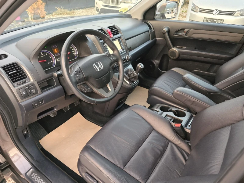 Honda Cr-v 2.2CTDI/EXECUTIVE/4X4/PANORAMA/DISTRONIK/KOJA/KAME, снимка 9 - Автомобили и джипове - 46931672