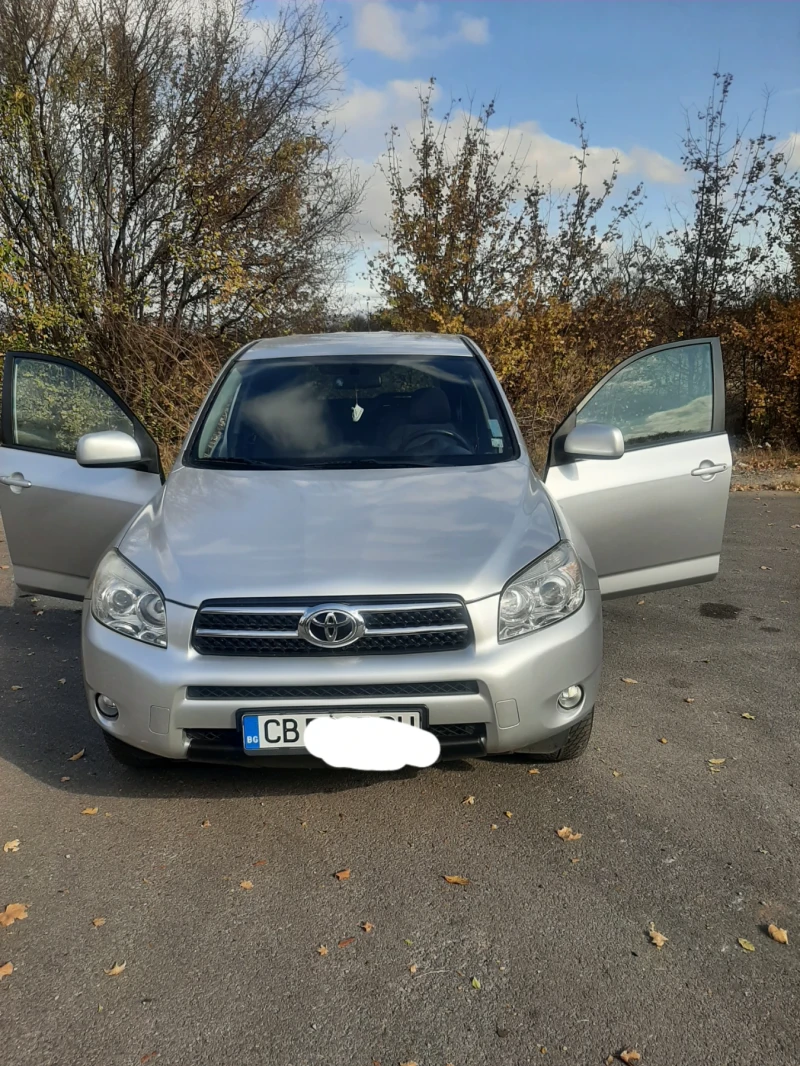 Toyota Rav4, снимка 1 - Автомобили и джипове - 47925759