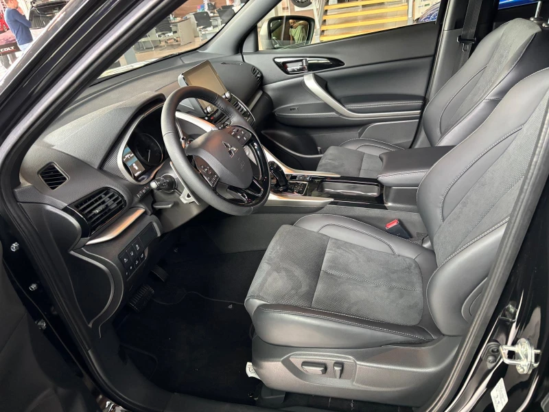 Mitsubishi Eclipse Cross PHEV INTENSE+ , снимка 7 - Автомобили и джипове - 50196212