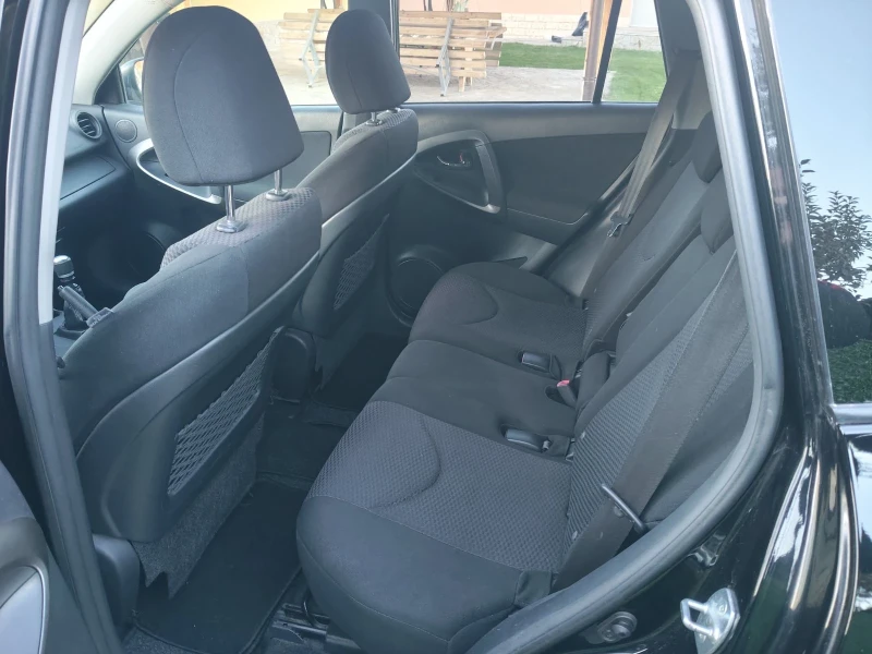 Toyota Rav4 RAV 4 2.0, снимка 9 - Автомобили и джипове - 52424252