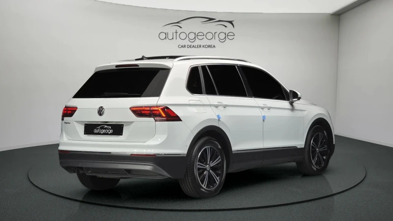 VW Tiguan 2.0TDI PRESTIGE , снимка 2 - Автомобили и джипове - 52535972