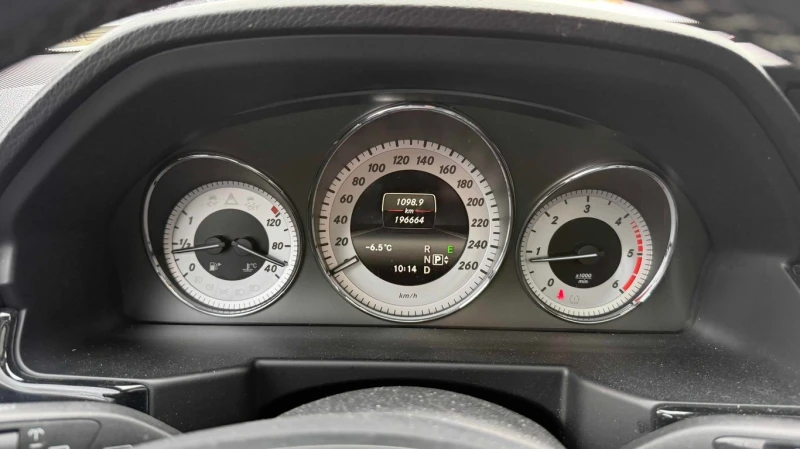 Mercedes-Benz GLK 2015 250 BLUETEC 4MATIC * БЕЗ ПЪРВОНАЧАЛНА ВНОСКА*, снимка 8 - Автомобили и джипове - 53190905