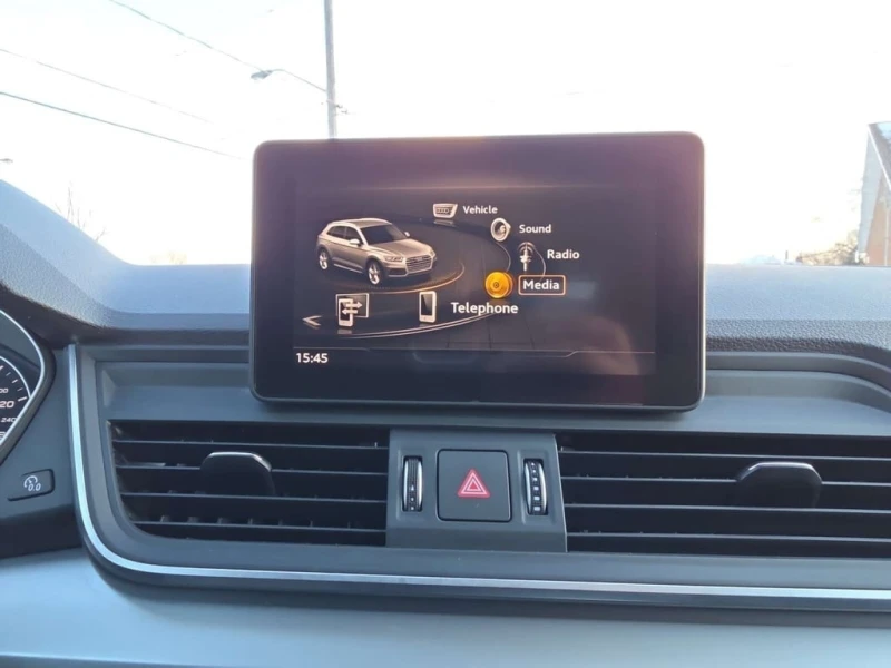 Audi Q5 LOW KM| CAM| PARK ASSIST| HEATED SEATS, снимка 9 - Автомобили и джипове - 53418183