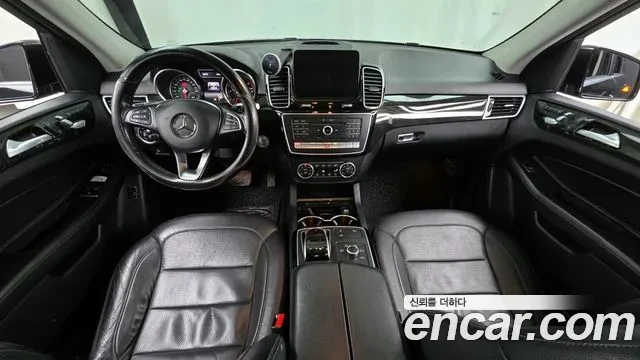 Mercedes-Benz GLE, снимка 6 - Автомобили и джипове - 54331139