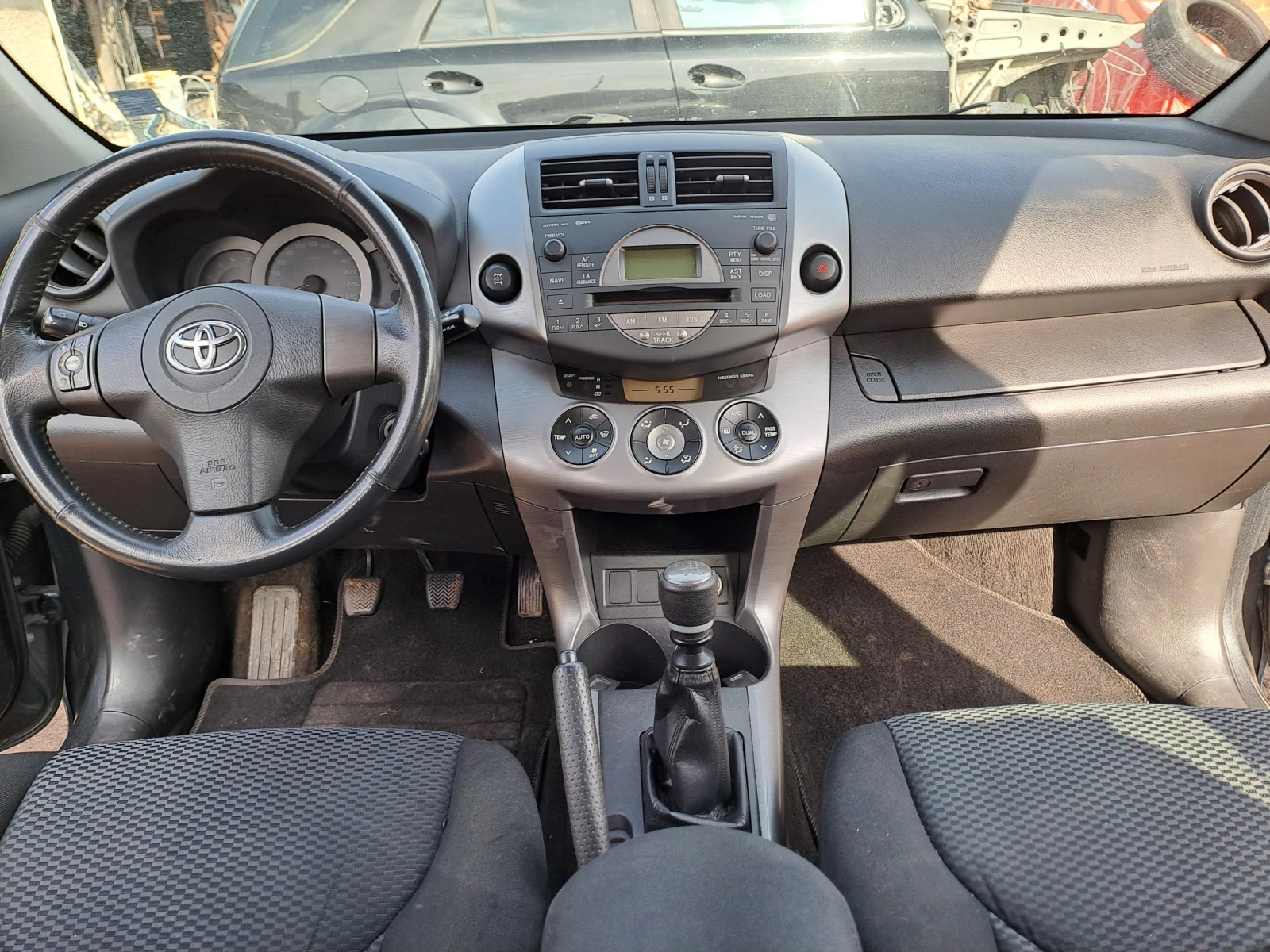 Toyota Rav4  - изображение 8