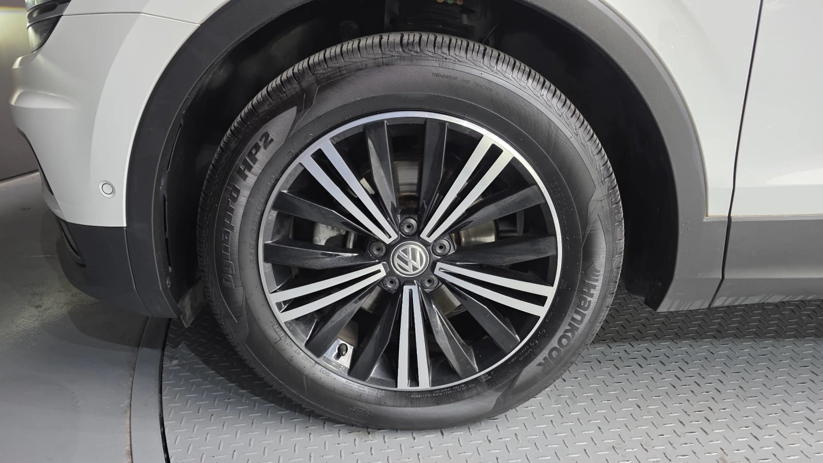 VW Tiguan 2.0TDI PRESTIGE  - изображение 5