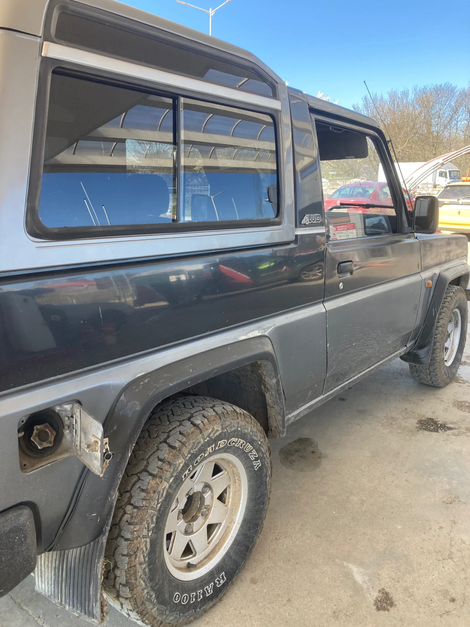 Daihatsu Rocky, снимка 7 - Автомобили и джипове - 53871761