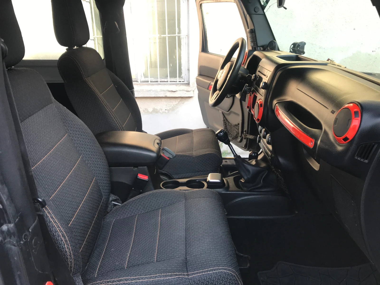 Jeep Wrangler RUB?KOM, снимка 15 - Автомобили и джипове - 54383375