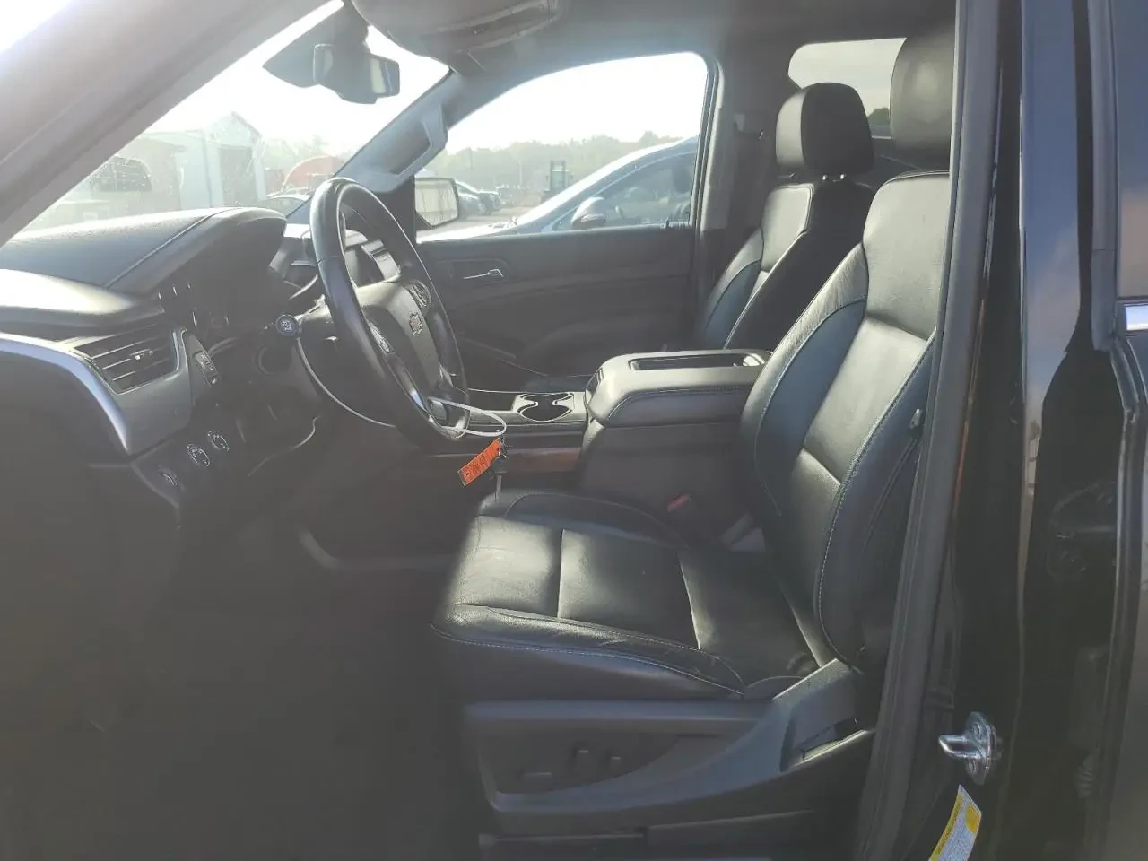 Chevrolet Suburban K1500 LT, снимка 7 - Автомобили и джипове - 54605906