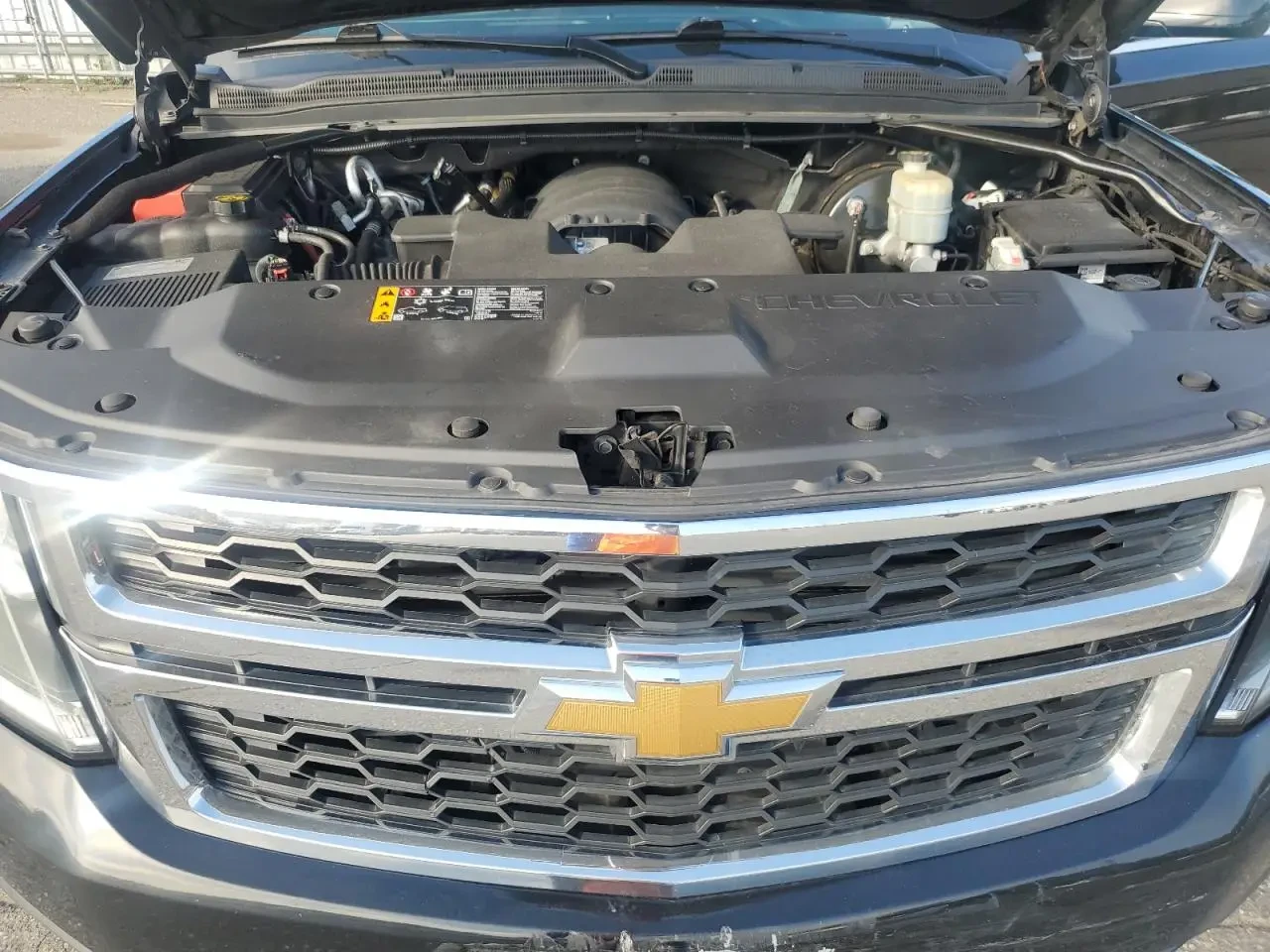 Chevrolet Suburban K1500 LT, снимка 12 - Автомобили и джипове - 54605906