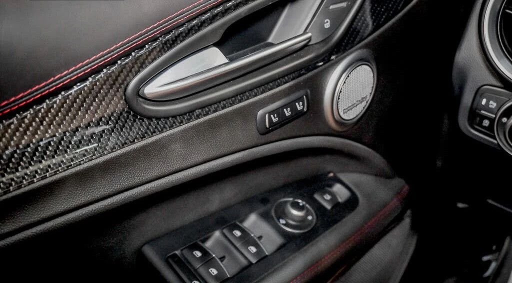Alfa Romeo Stelvio QUADROFOGLIO* CARBON* FULL* КРАЙНА ЦЕНА ДО БЪЛГАРИ, снимка 10 - Автомобили и джипове - 55045974