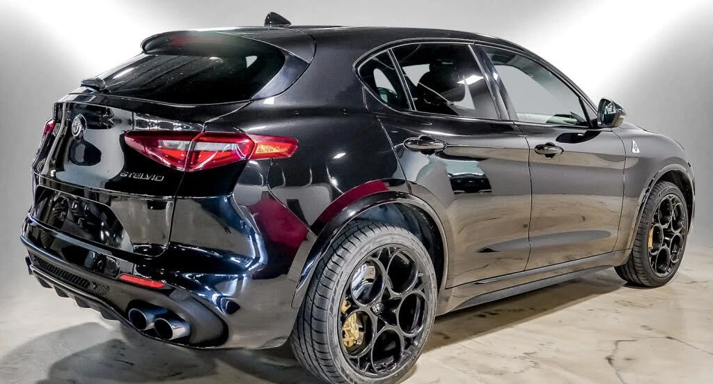 Alfa Romeo Stelvio QUADROFOGLIO* CARBON* FULL* КРАЙНА ЦЕНА ДО БЪЛГАРИ, снимка 4 - Автомобили и джипове - 55045974