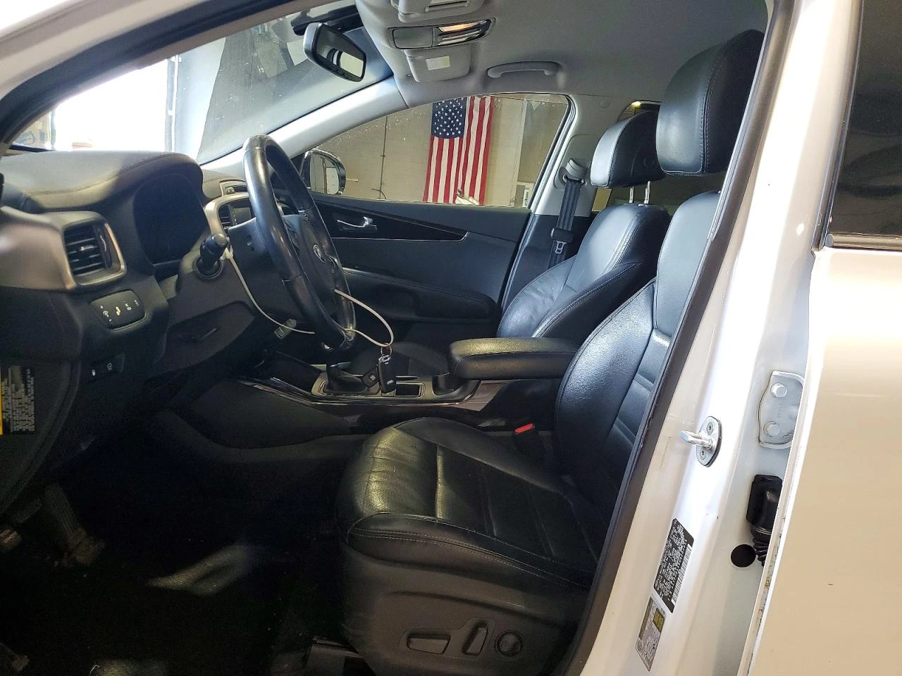 Kia Sorento EX !!УНИКАТ!! #ПЪЛНО ОБОРУДВАНЕ# !ПАНОРАМА, снимка 7 - Автомобили и джипове - 55054949
