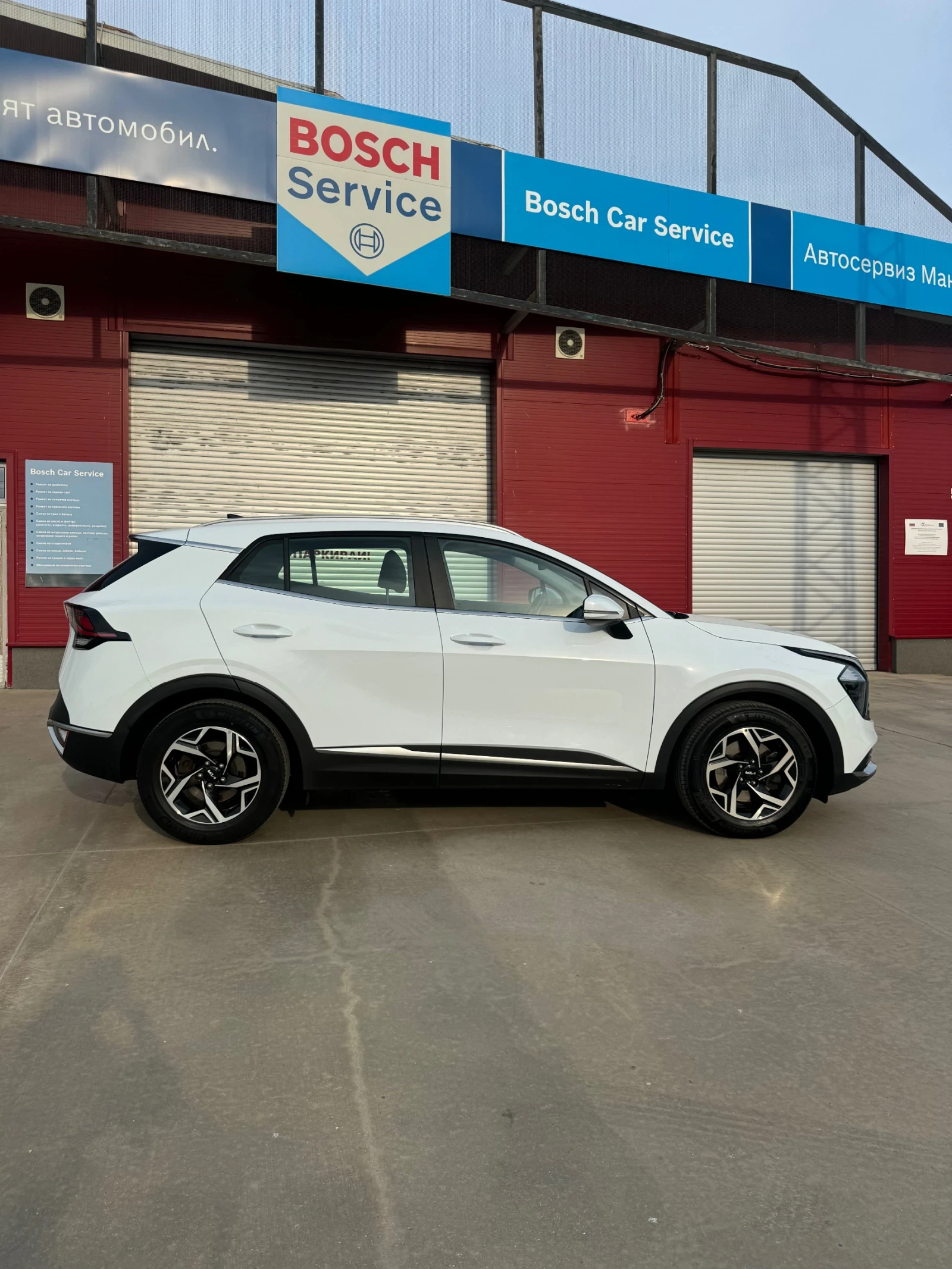 Kia Sportage 1.6 TGDI , снимка 7 - Автомобили и джипове - 55316216