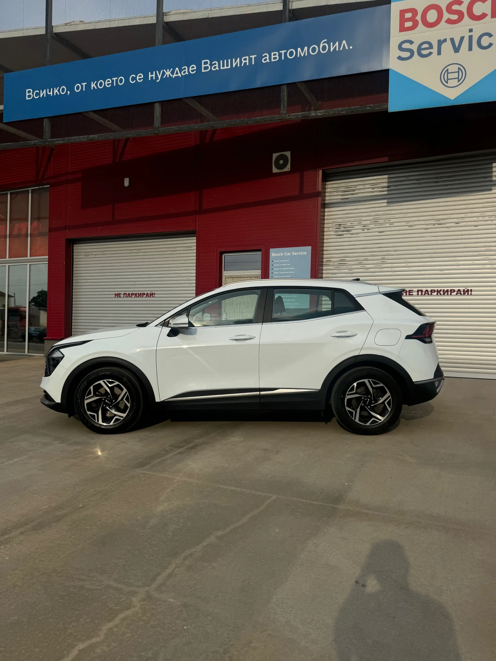 Kia Sportage 1.6 TGDI , снимка 4 - Автомобили и джипове - 55316216
