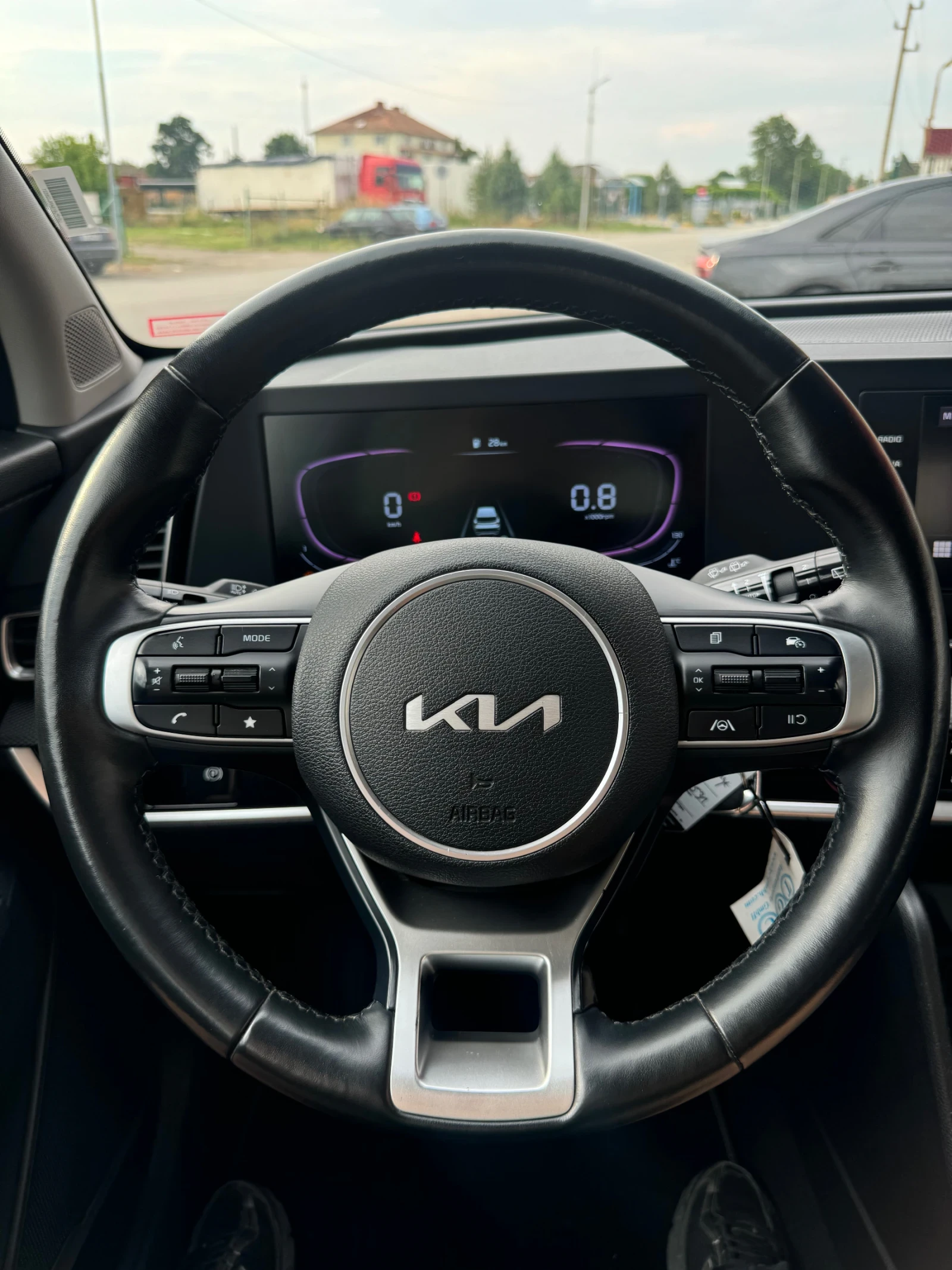 Kia Sportage 1.6 TGDI , снимка 15 - Автомобили и джипове - 55316216