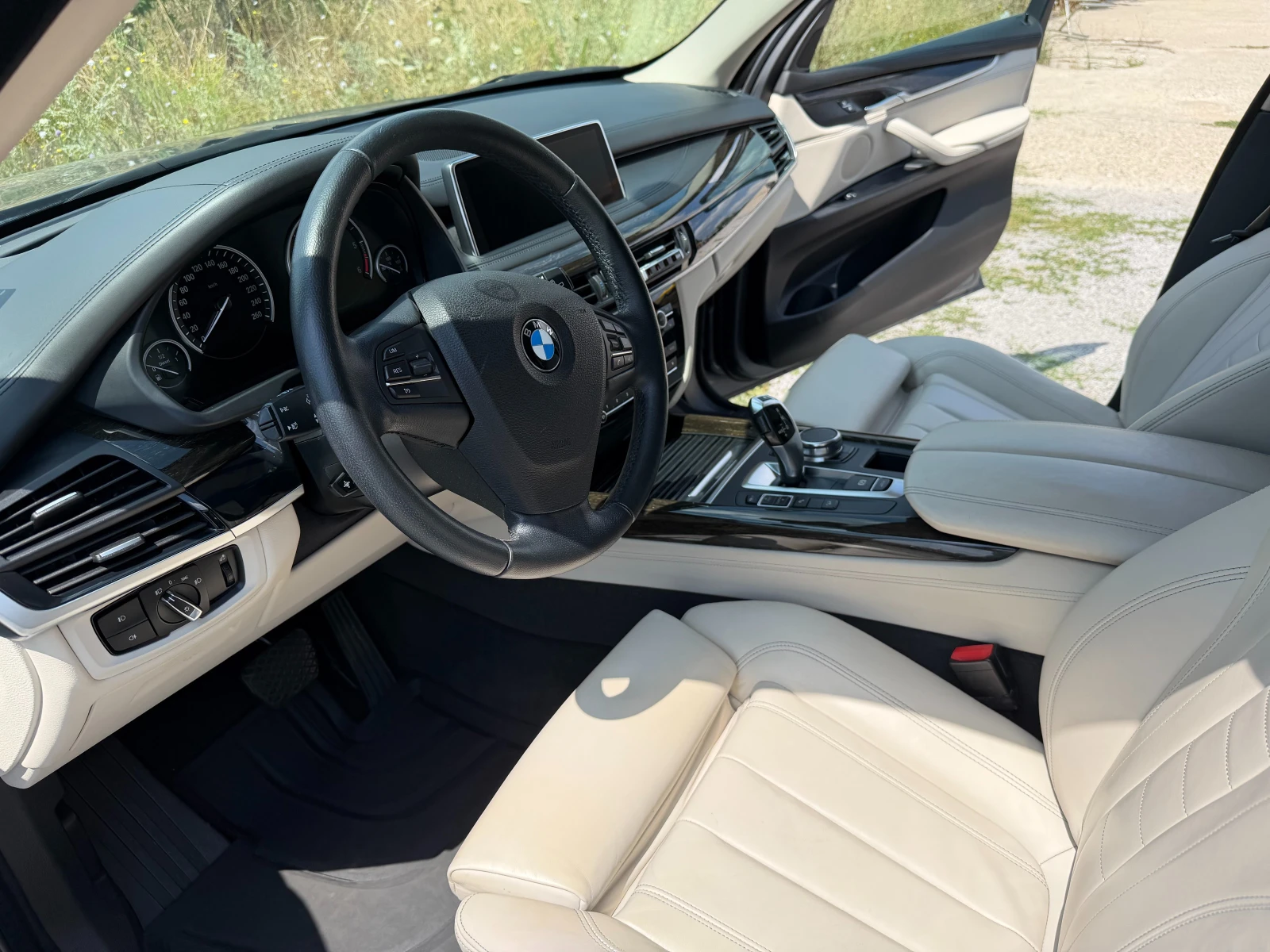 BMW X5 4.0D 313КС, Head-Up, Панорама, напълно обслужен, снимка 3 - Автомобили и джипове - 55590330