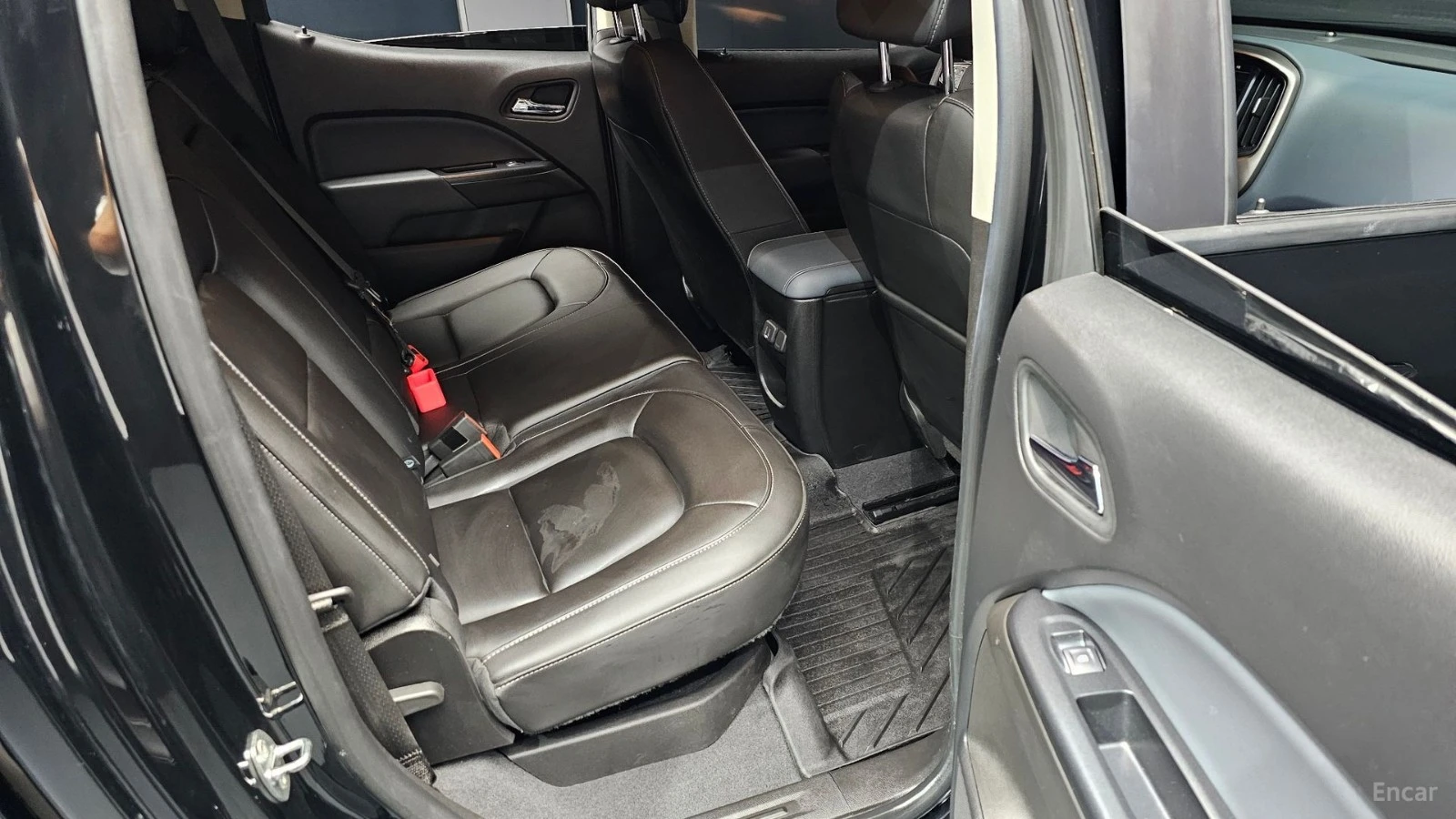 Chevrolet Colorado 3.6* 4WD* КОЖА* ПОДГРЕВ* КАМЕРА* NAVI* , снимка 11 - Автомобили и джипове - 55628649