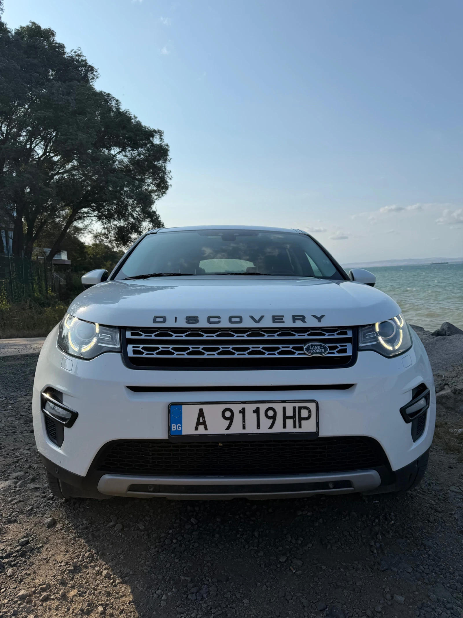 Land Rover Discovery Sport 2.2 D 190 k.с. HSE, снимка 2 - Автомобили и джипове - 55658086