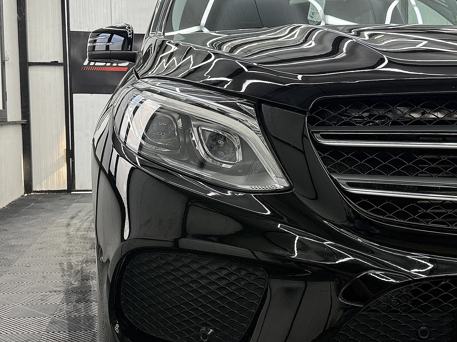 Mercedes-Benz GLE 350 AMG-line/4-Matik/9GT/СОБСТВЕН ЛИЗИНГ, снимка 8 - Автомобили и джипове - 55815589