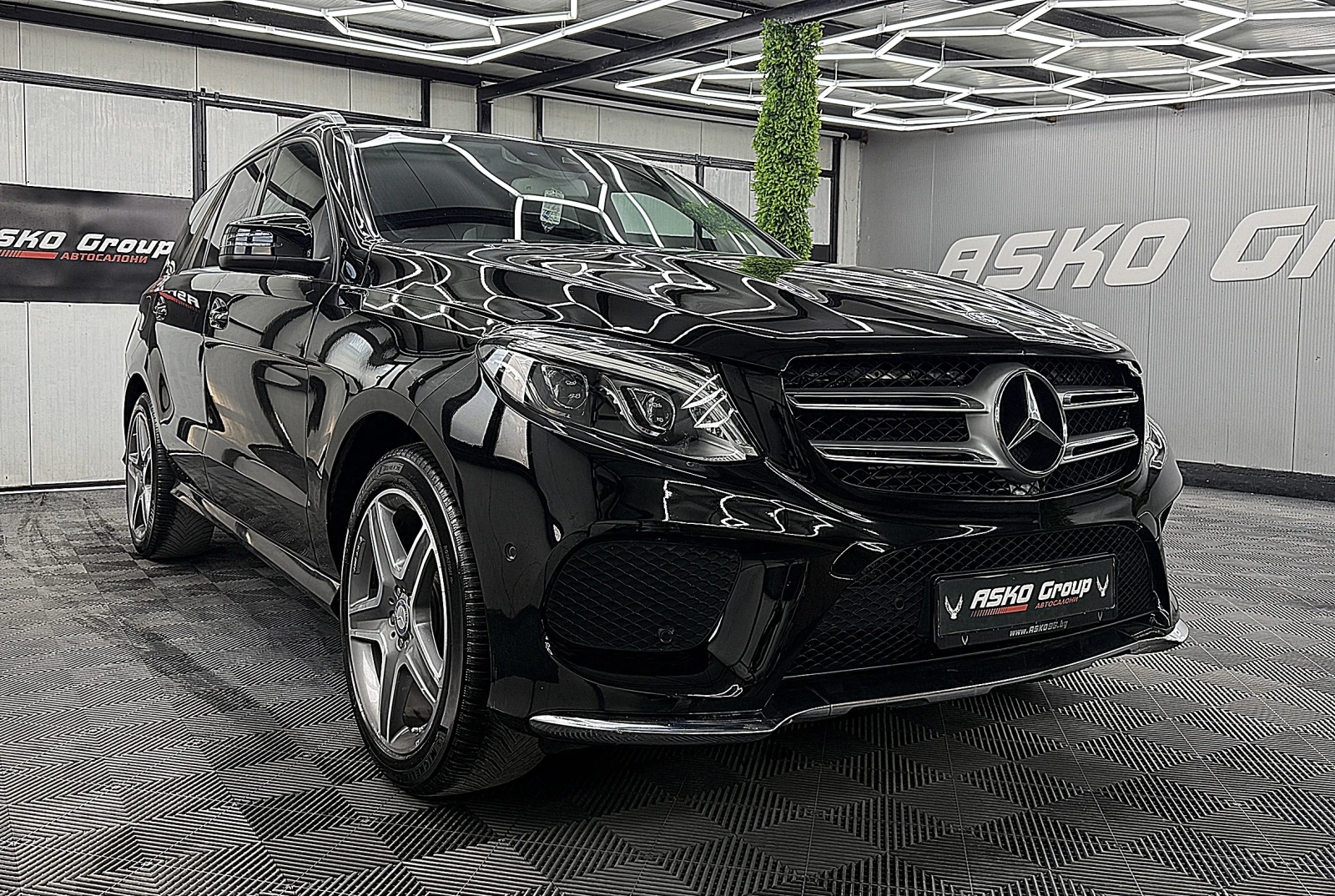 Mercedes-Benz GLE 350 AMG-line/4-Matik/9GT/СОБСТВЕН ЛИЗИНГ, снимка 3 - Автомобили и джипове - 55815589