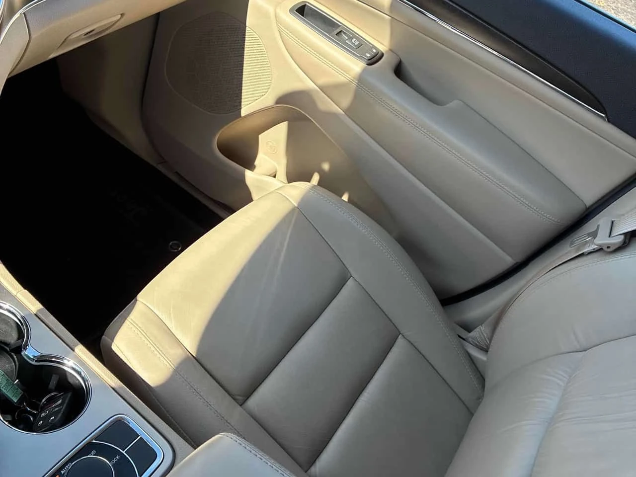 Jeep Grand cherokee * Limited * АВТОКРЕДИТ БЕЗ ПЪРВОНАЧАЛНА ВНОСКА, снимка 11 - Автомобили и джипове - 56225211