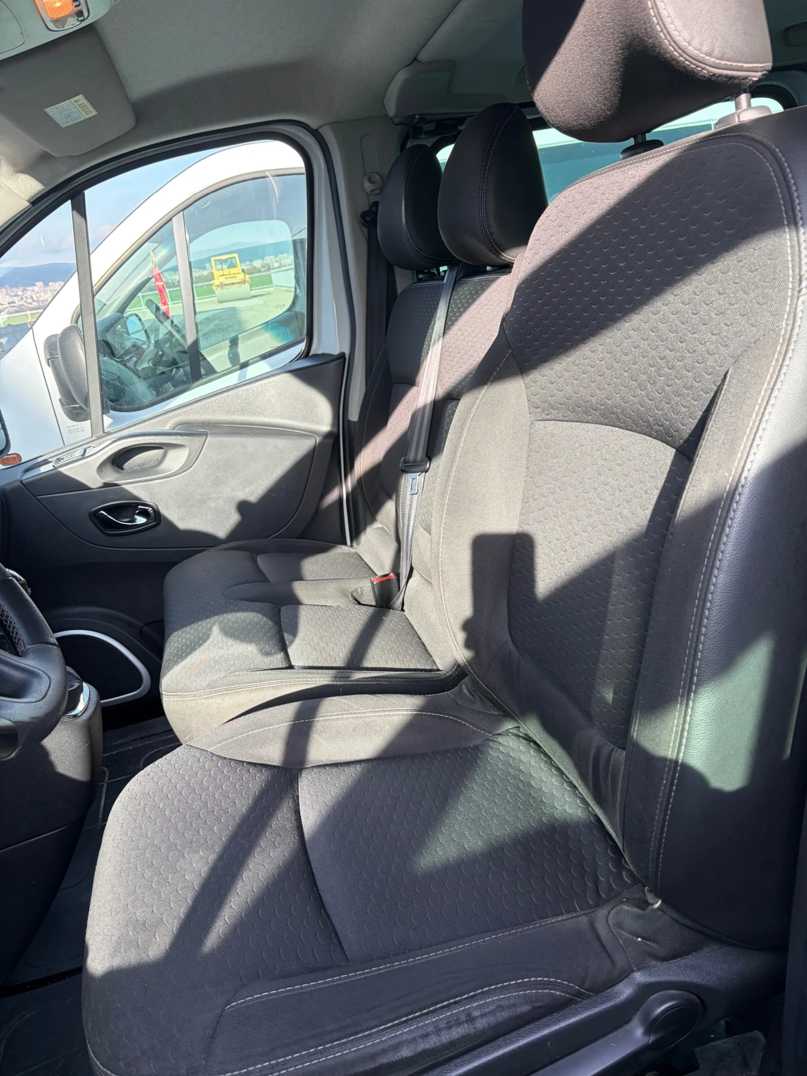 Opel Vivaro  - изображение 2