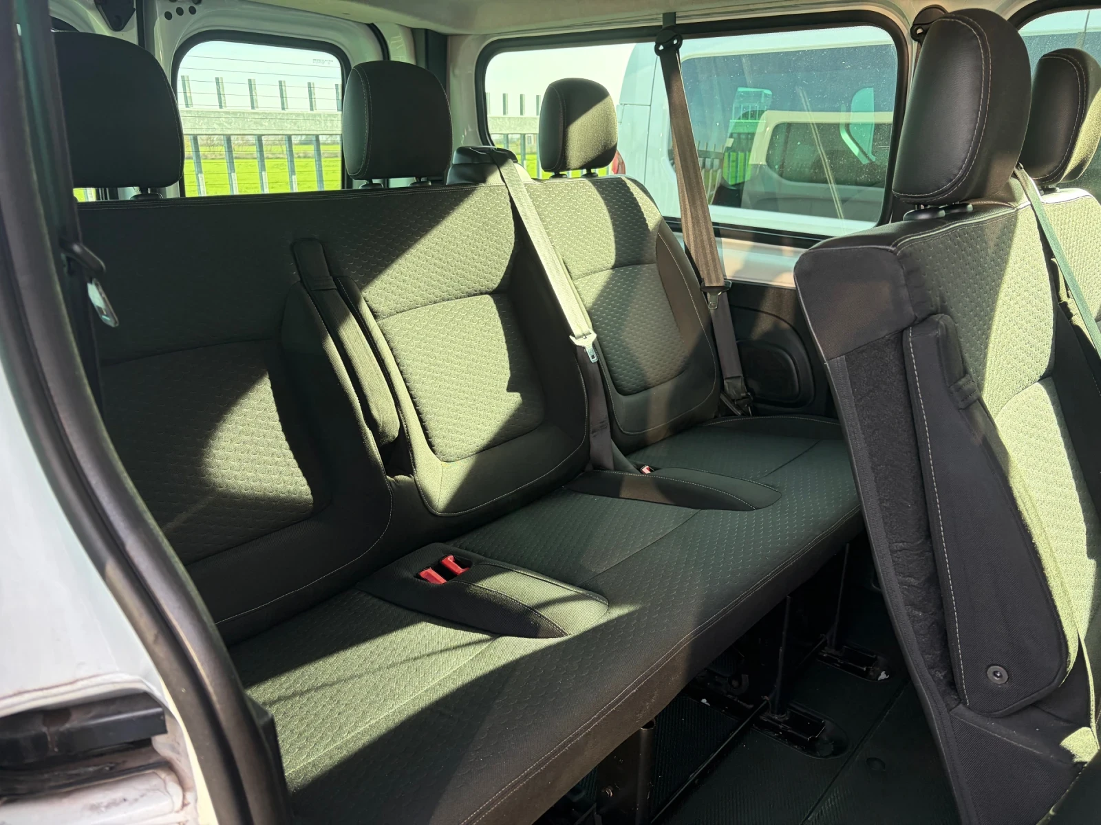 Opel Vivaro  - изображение 6