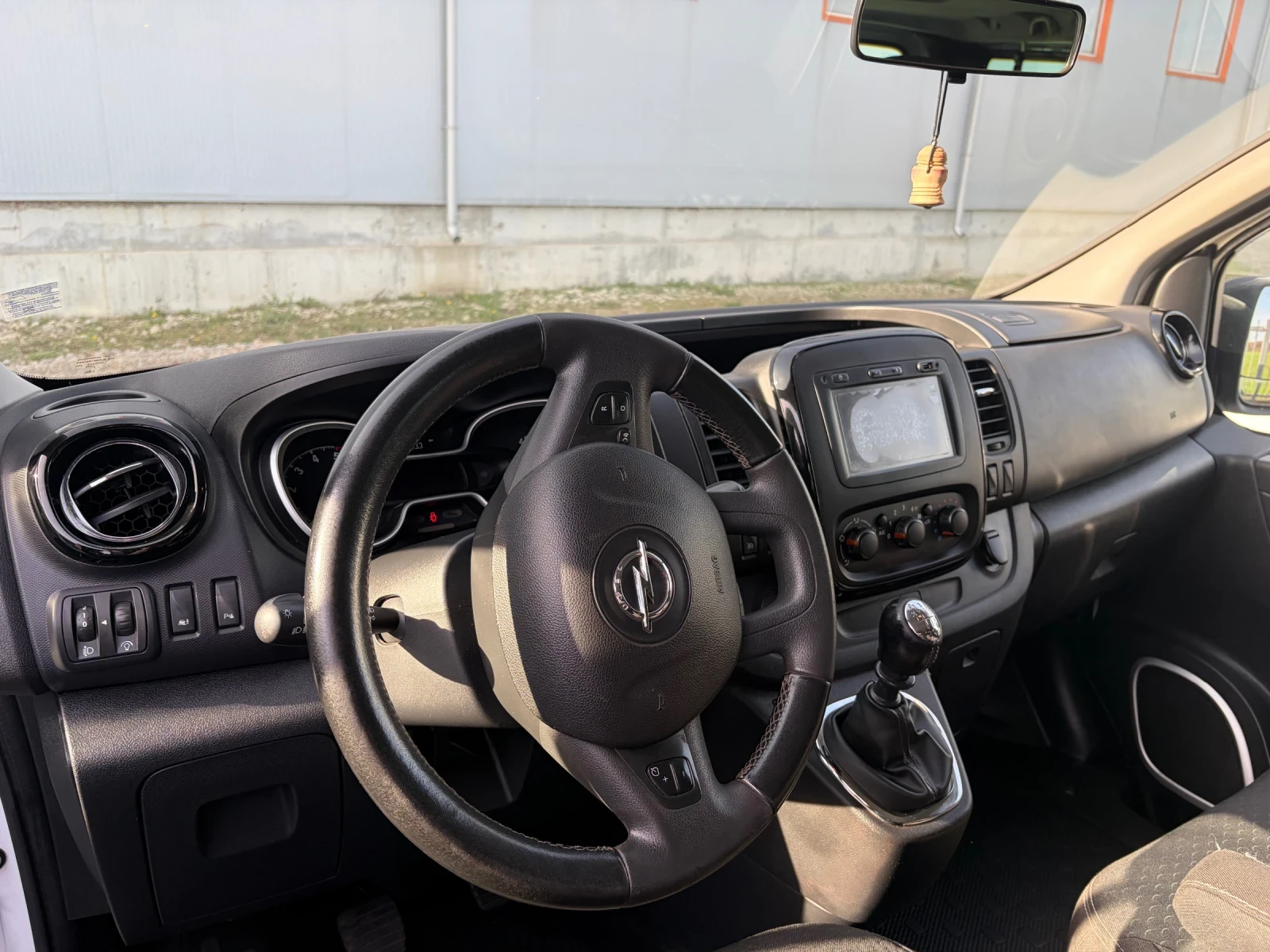 Opel Vivaro  - изображение 9