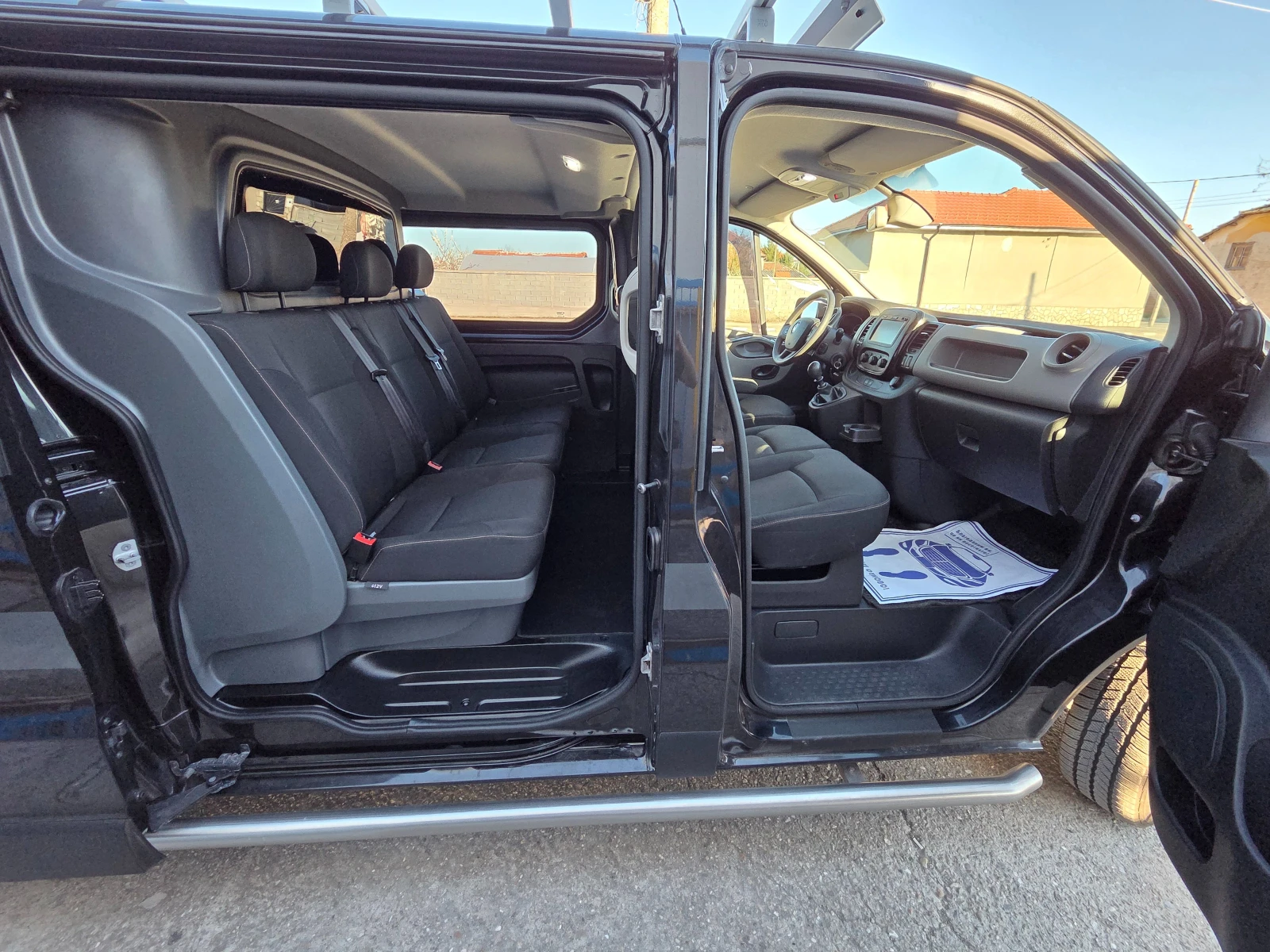 Renault Trafic ТОВАРОПАТНИК, EURO 6, снимка 8 - Бусове и автобуси - 54163265