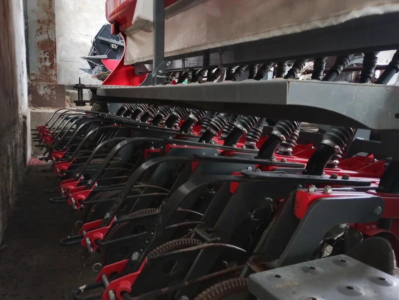 Сеялка IrTem FDD 3000, снимка 5 - Селскостопанска техника - 53176759