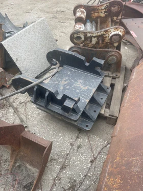 Допълнително оборудване Друг вид магнит ,бързо сменни плочи , грайфер за инертни , снимка 6