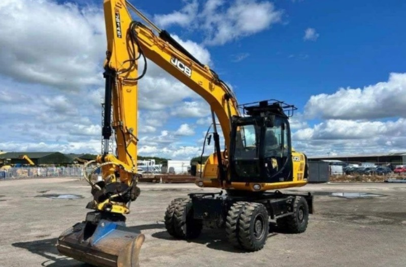 Багер JCB JS145W, снимка 1 - Индустриална техника - 46704663