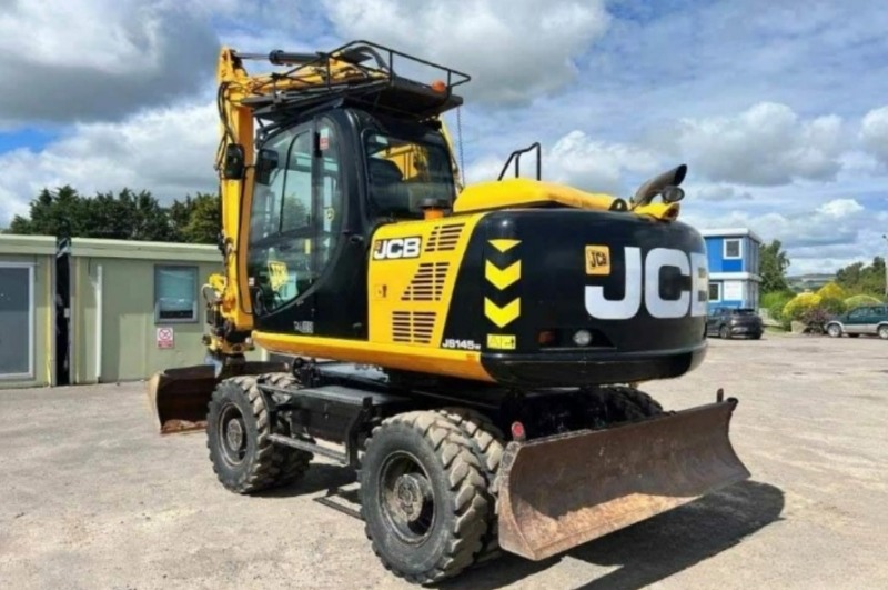 Багер JCB JS145W, снимка 2 - Индустриална техника - 46704663