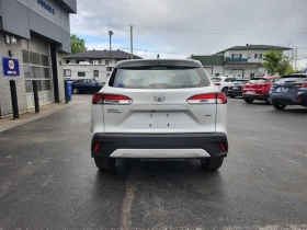 Toyota Corolla Cross AWD , снимка 6