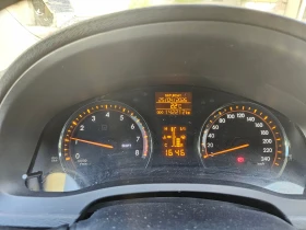 Toyota Avensis Saloon (T27), снимка 12