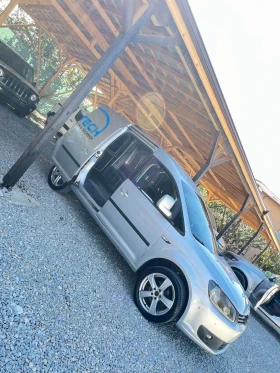 VW Caddy 1.6tdi 102коня, снимка 8