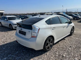 Toyota Prius 1.8 HYBRID, снимка 5