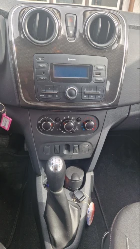 Обява за продажба на Dacia Sandero ~12 800 лв. - изображение 9