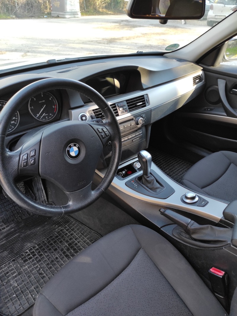 BMW 320, снимка 5 - Автомобили и джипове - 46402056