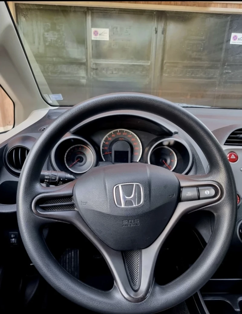 Honda Jazz 1.2 V-TEC, снимка 5 - Автомобили и джипове - 48338396